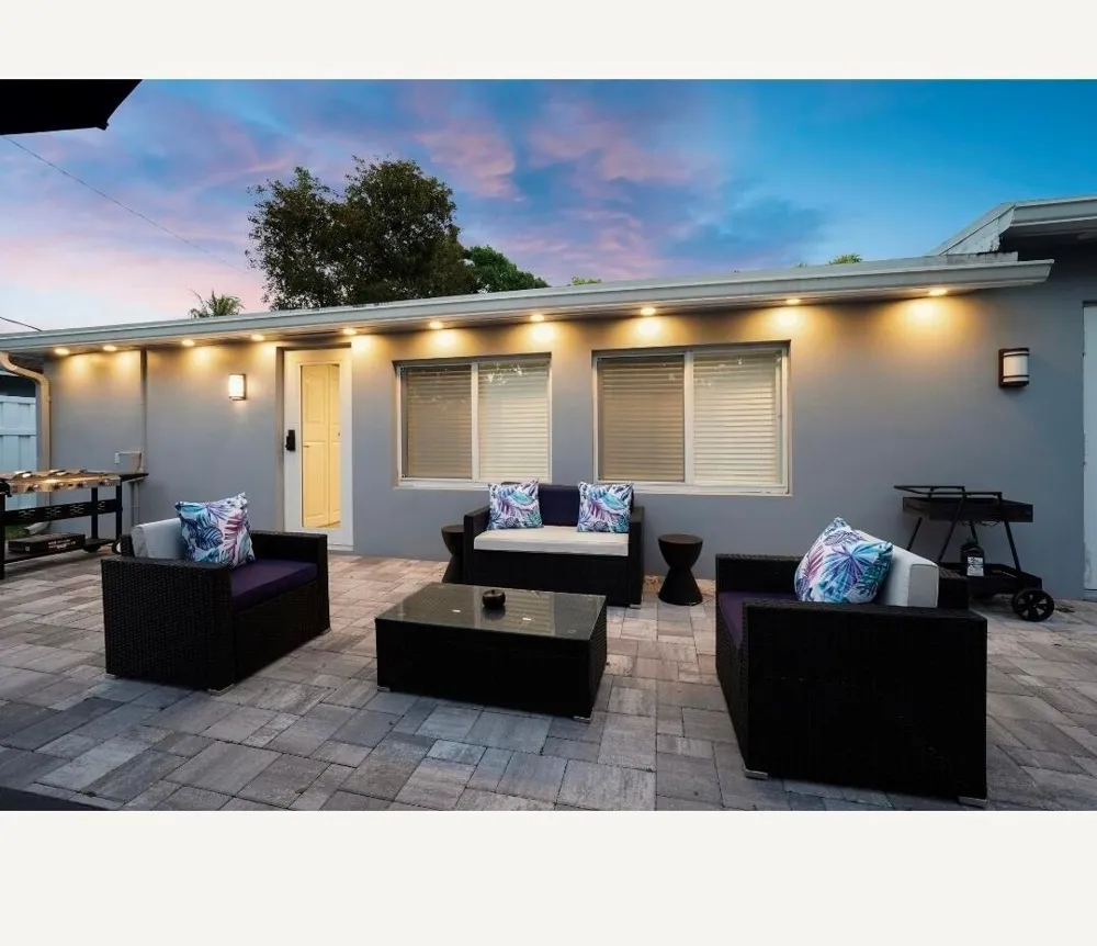 2817 NE 9TH AVENUE Wilton Manors, FL 33334