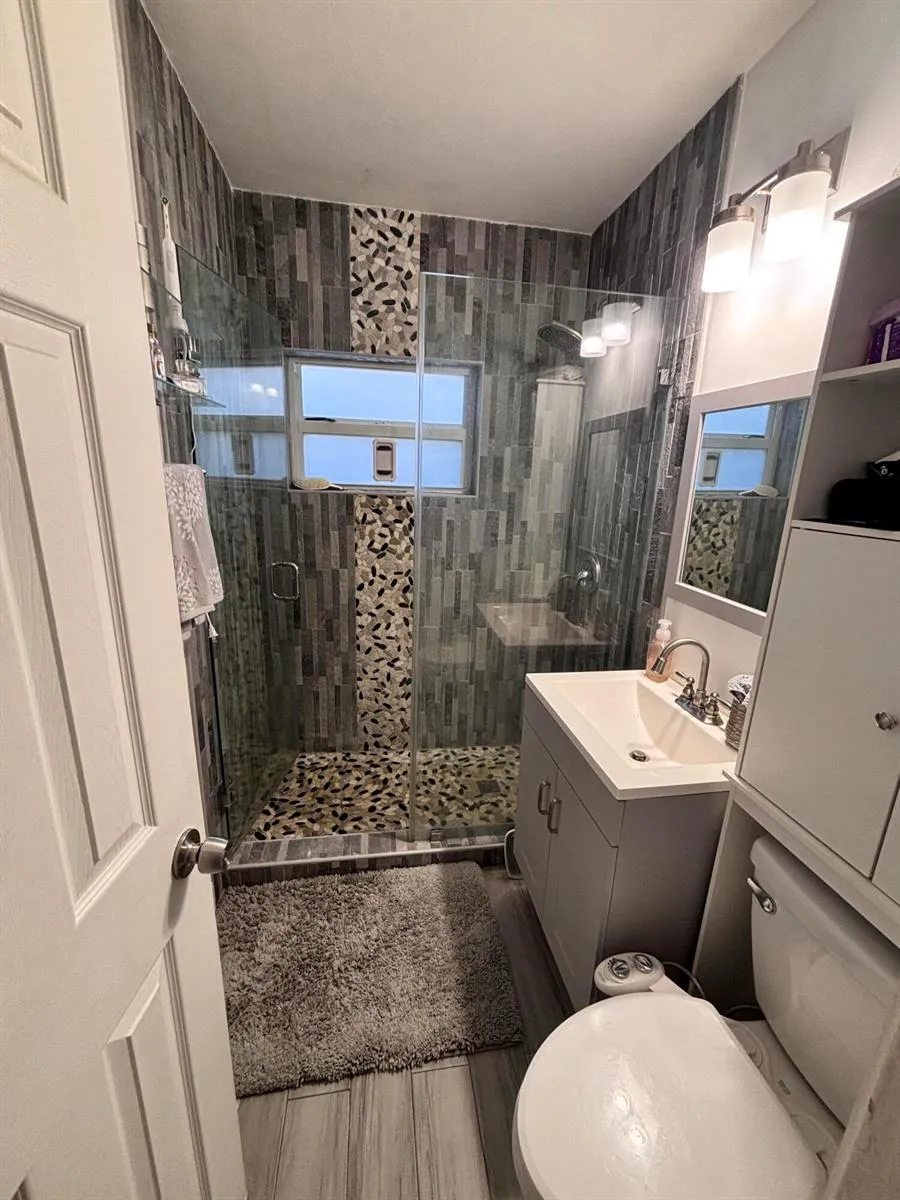 1345 NE 15TH AVENUE #1 Fort Lauderdale, FL 33304