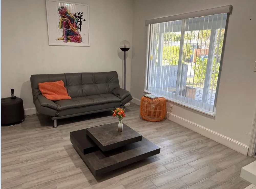1345 NE 15TH AVENUE #1 Fort Lauderdale, FL 33304