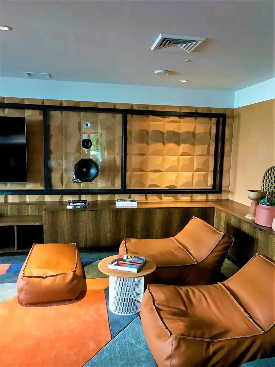 121 NE 34th Street #806A Miami, FL 33137