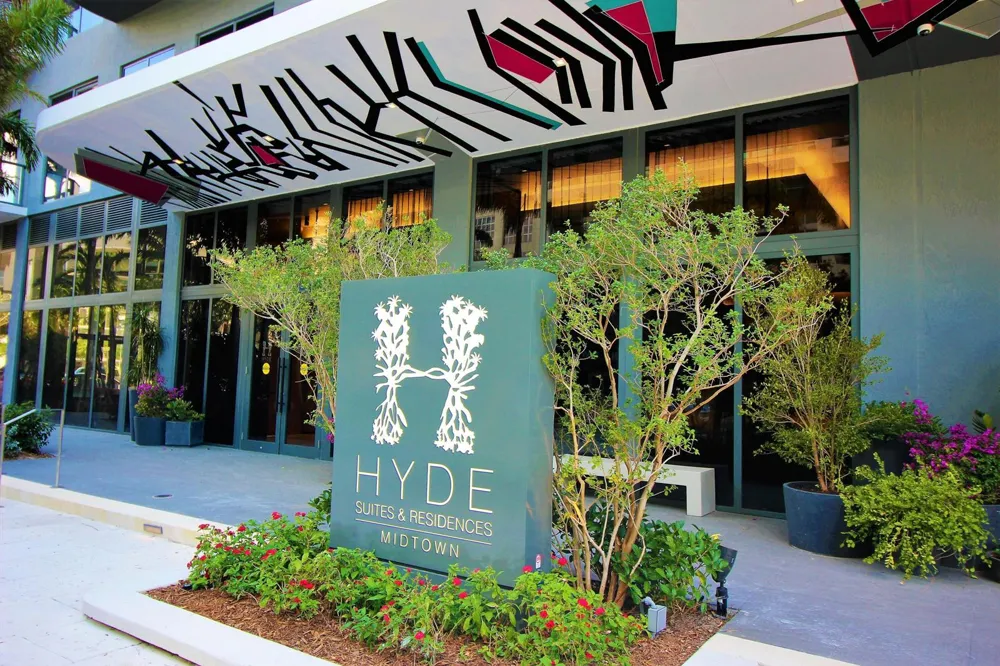 121 NE 34th Street #806A Miami, FL 33137
