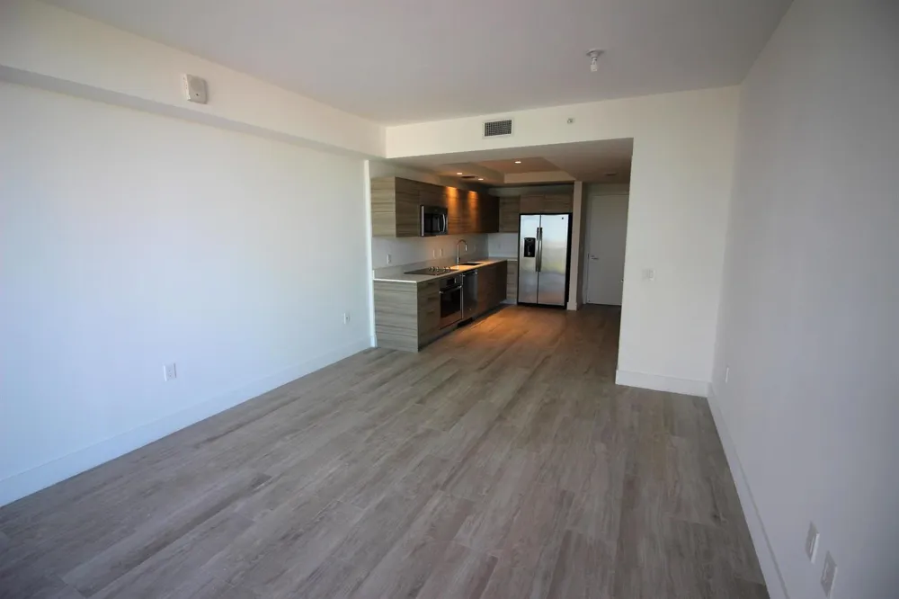 121 NE 34th Street #806A Miami, FL 33137