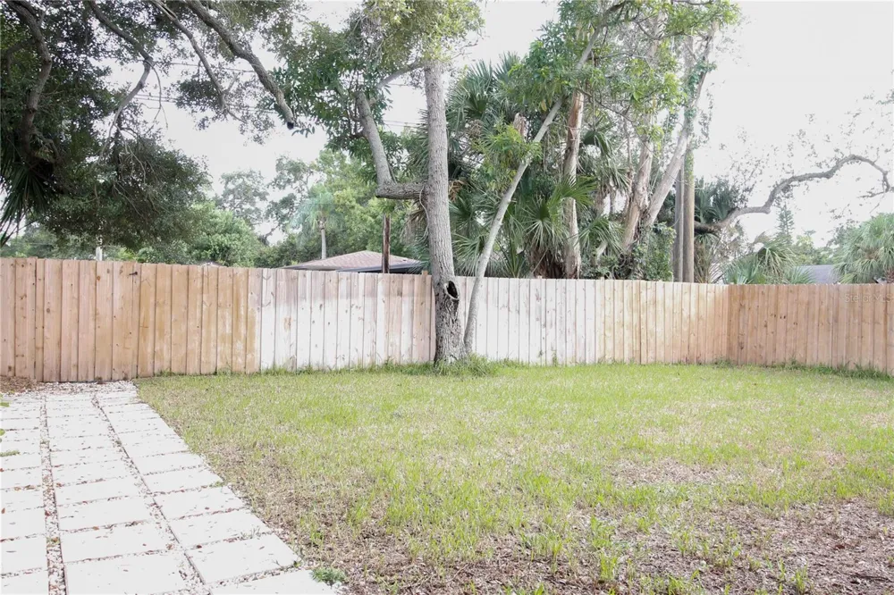3920 5TH AVENUE St Petersburg, FL 33713