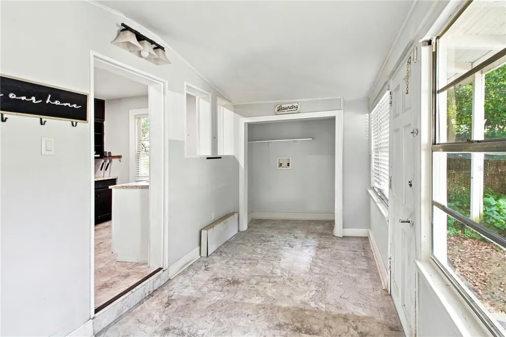 208 W 17TH STREET Sanford, FL 32771