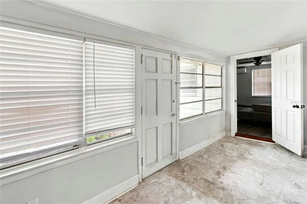 208 W 17TH STREET Sanford, FL 32771