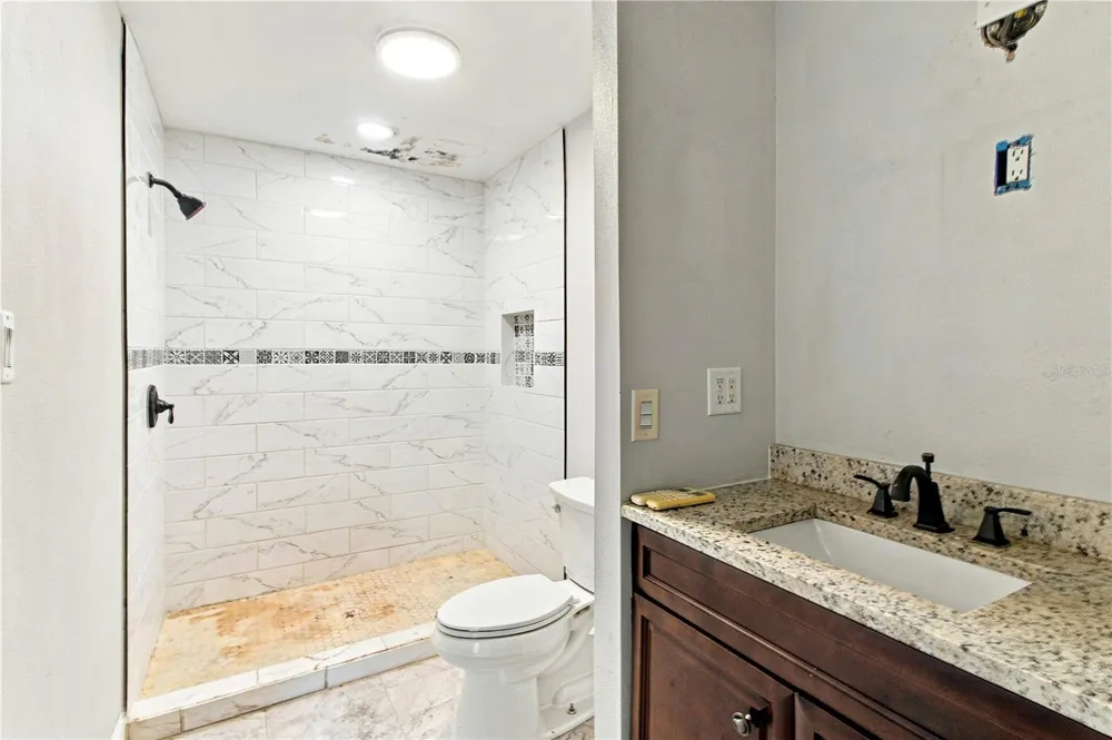 208 W 17TH STREET Sanford, FL 32771