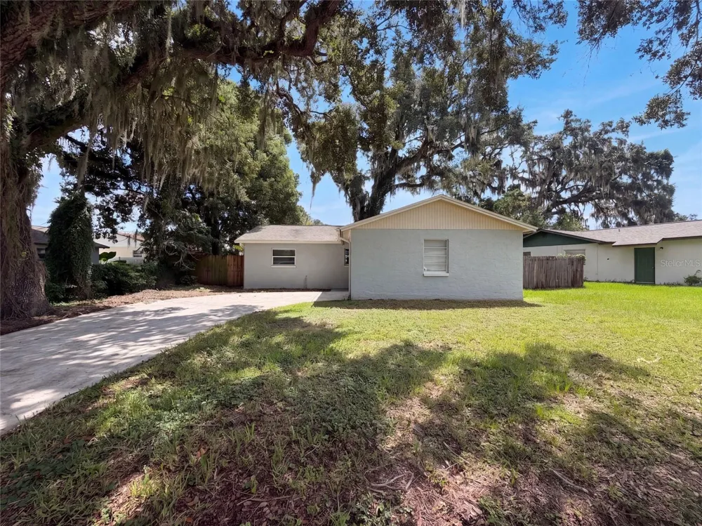 121 INWOOD CIRCLE Brandon, FL 33510