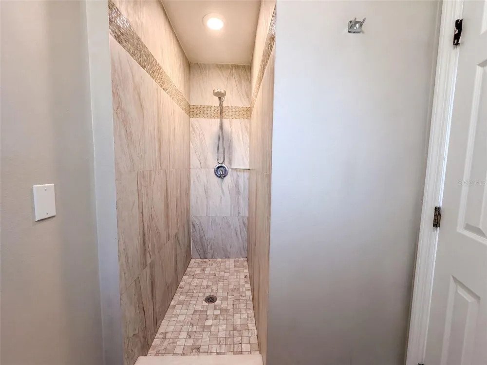 121 INWOOD CIRCLE Brandon, FL 33510