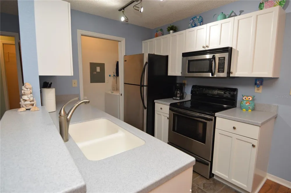10263 GANDY BOULEVARD #2403 St Petersburg, FL 33702