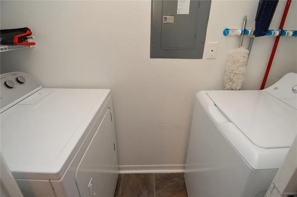10263 GANDY BOULEVARD #2403 St Petersburg, FL 33702