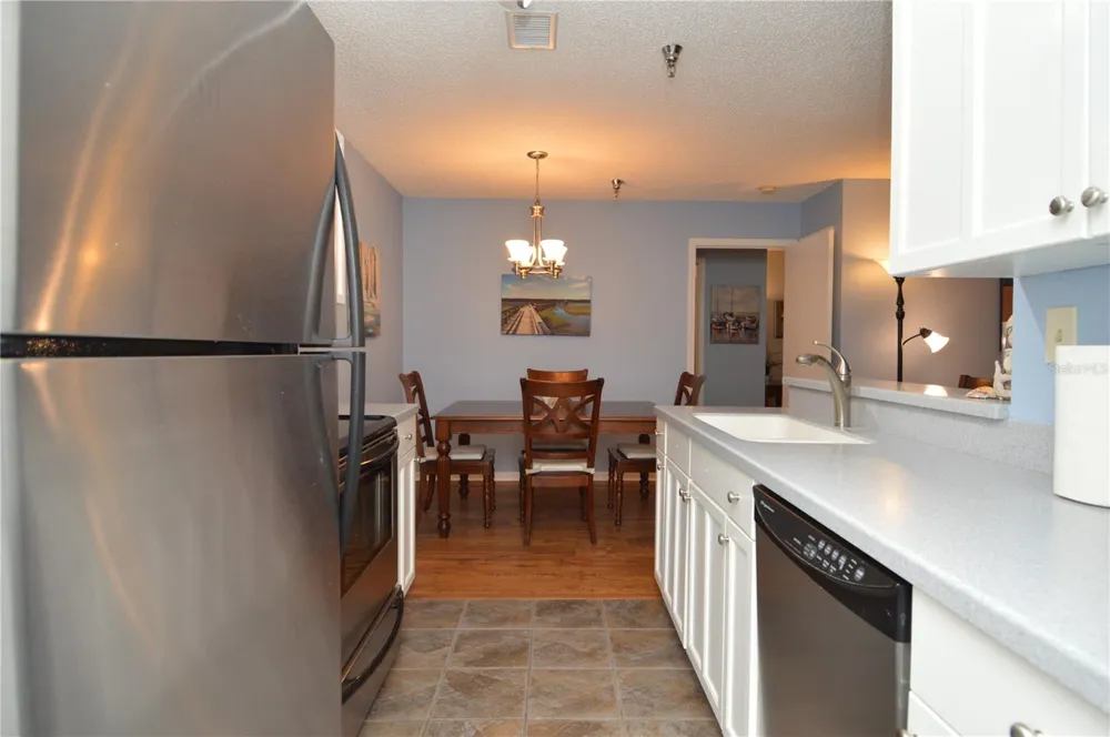 10263 GANDY BOULEVARD #2403 St Petersburg, FL 33702