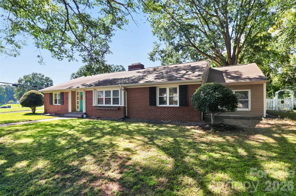 704 Lancaster Avenue Monroe, NC 28112