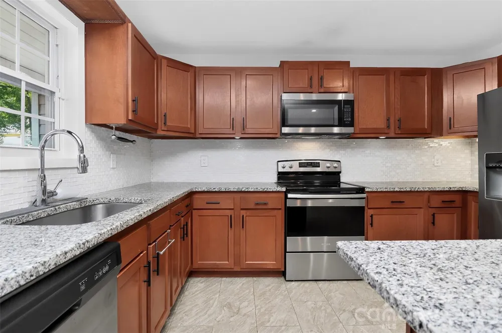 704 Lancaster Avenue Monroe, NC 28112