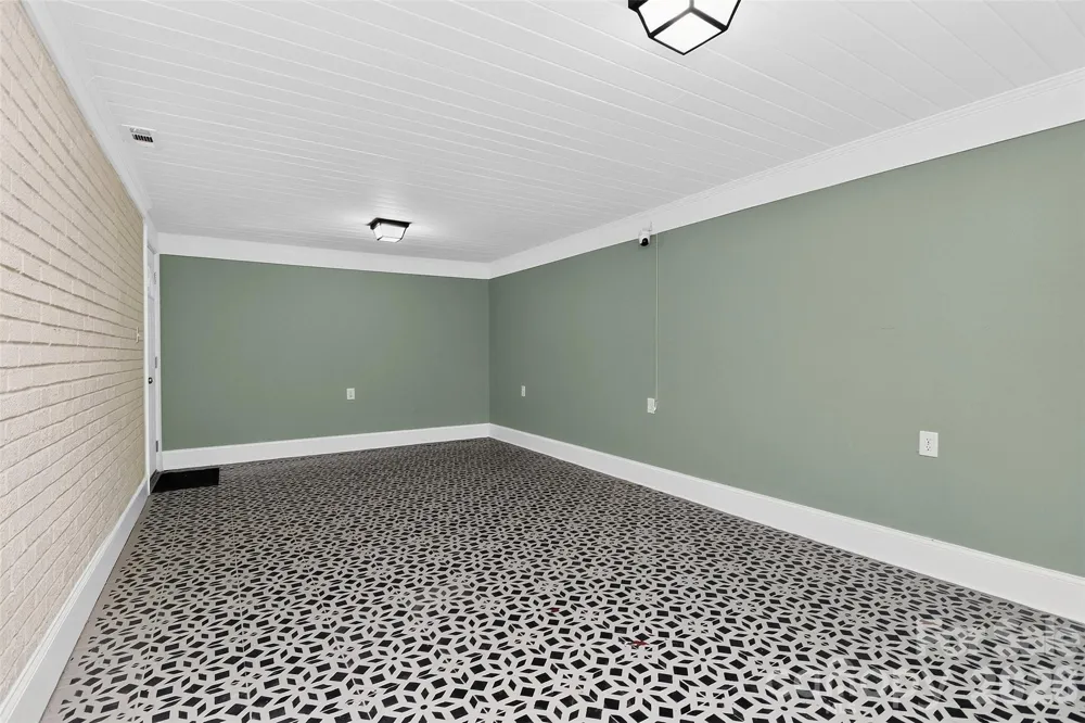 704 Lancaster Avenue Monroe, NC 28112