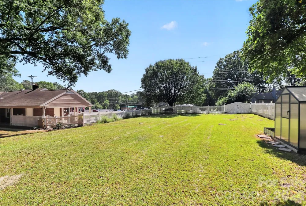 704 Lancaster Avenue Monroe, NC 28112