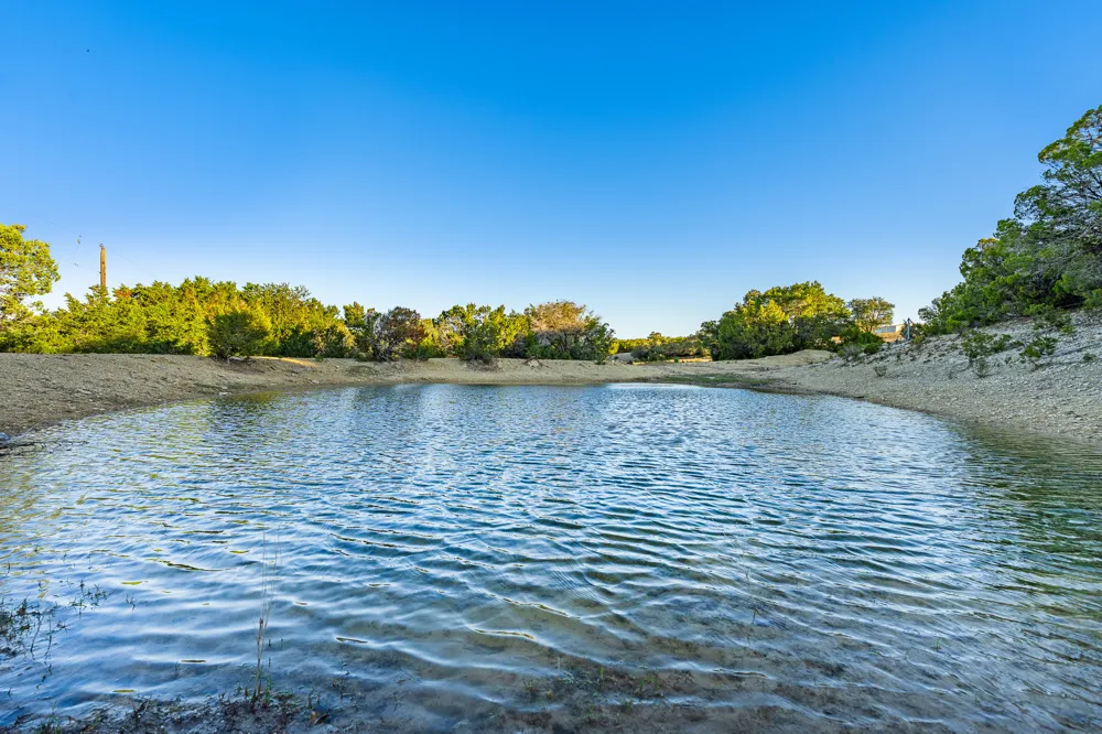 4237 County Road 330 Road Burnet, TX 78611