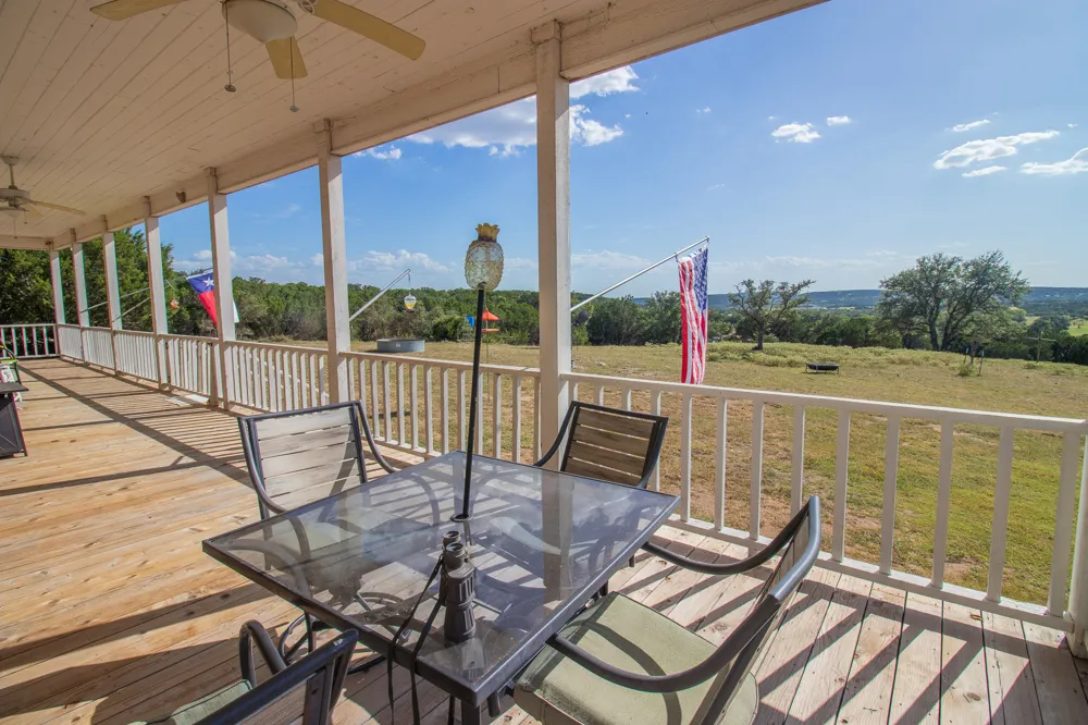 4237 County Road 330 Road Burnet, TX 78611