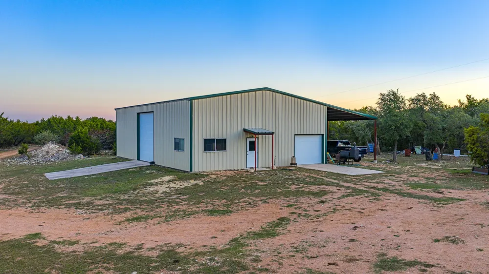 4237 County Road 330 Road Burnet, TX 78611