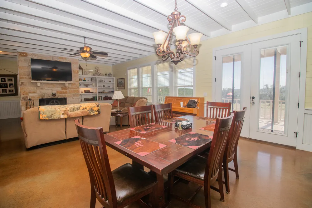 4237 County Road 330 Road Burnet, TX 78611