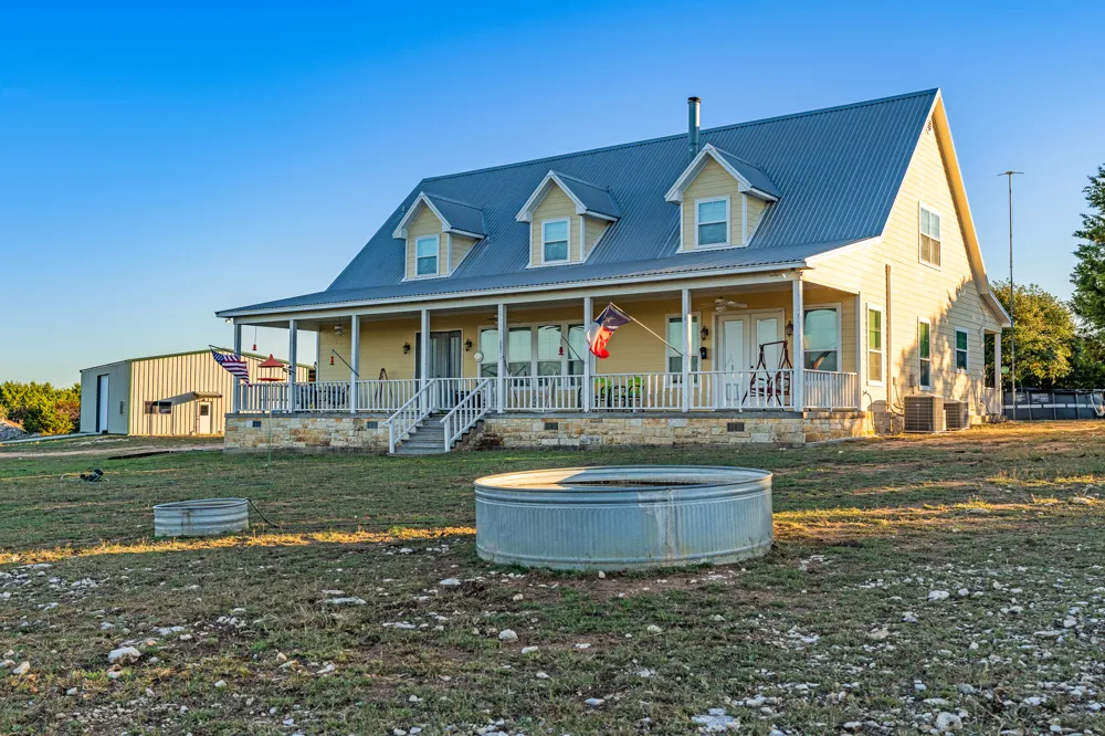 4237 County Road 330 Road Burnet, TX 78611