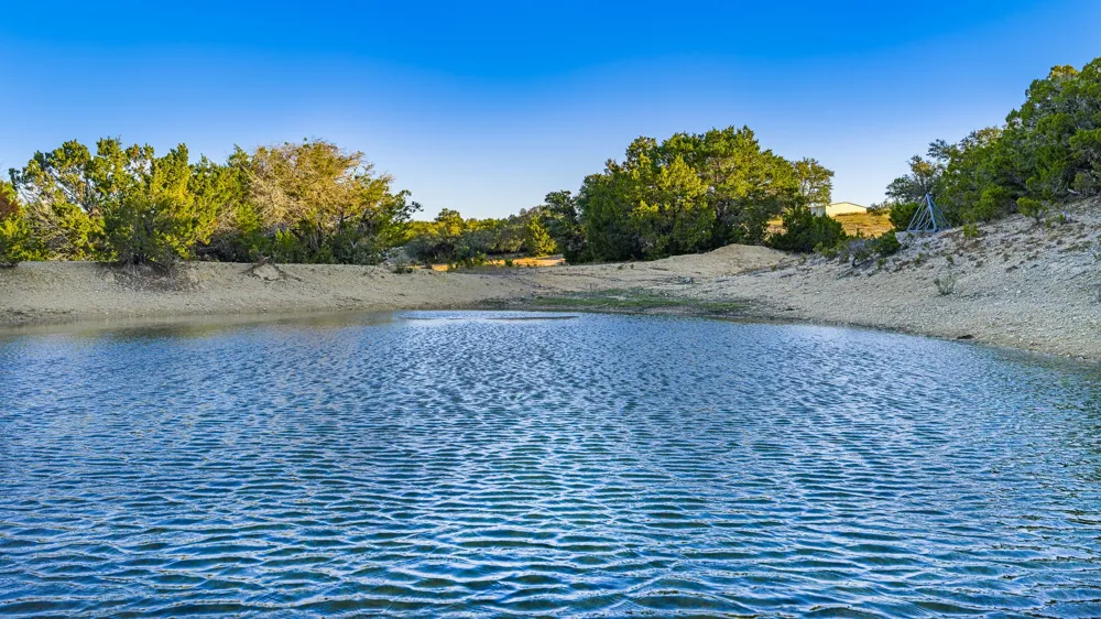4237 County Road 330 Road Burnet, TX 78611