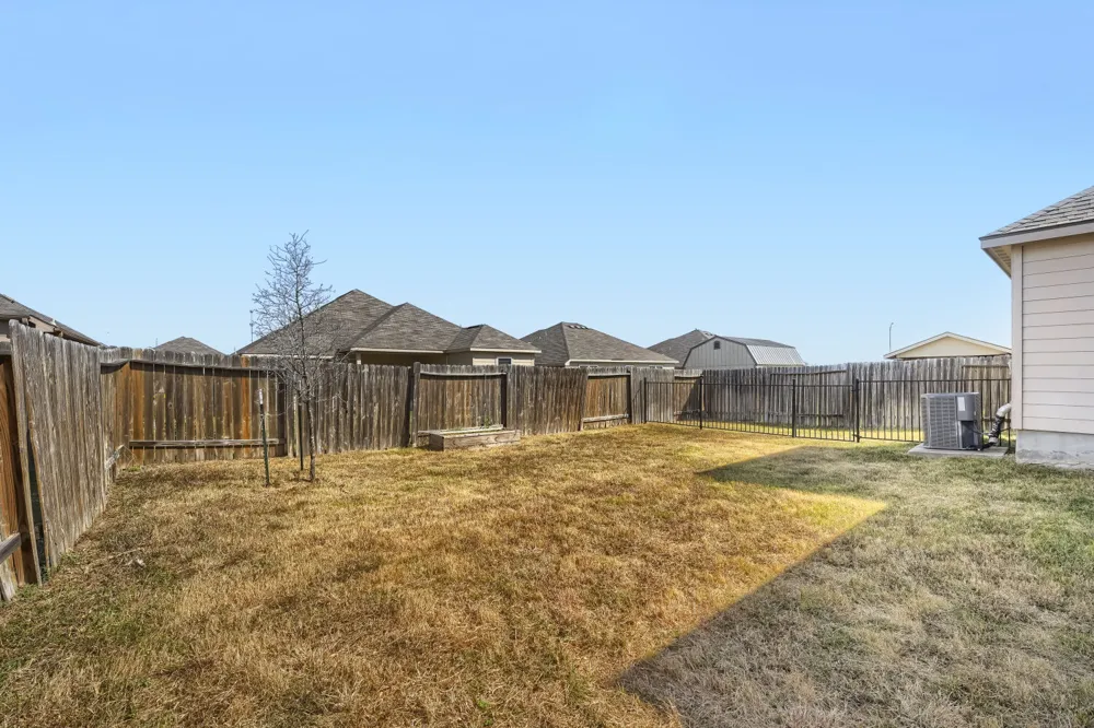 19624 Smith Gin Street Manor, TX 78653