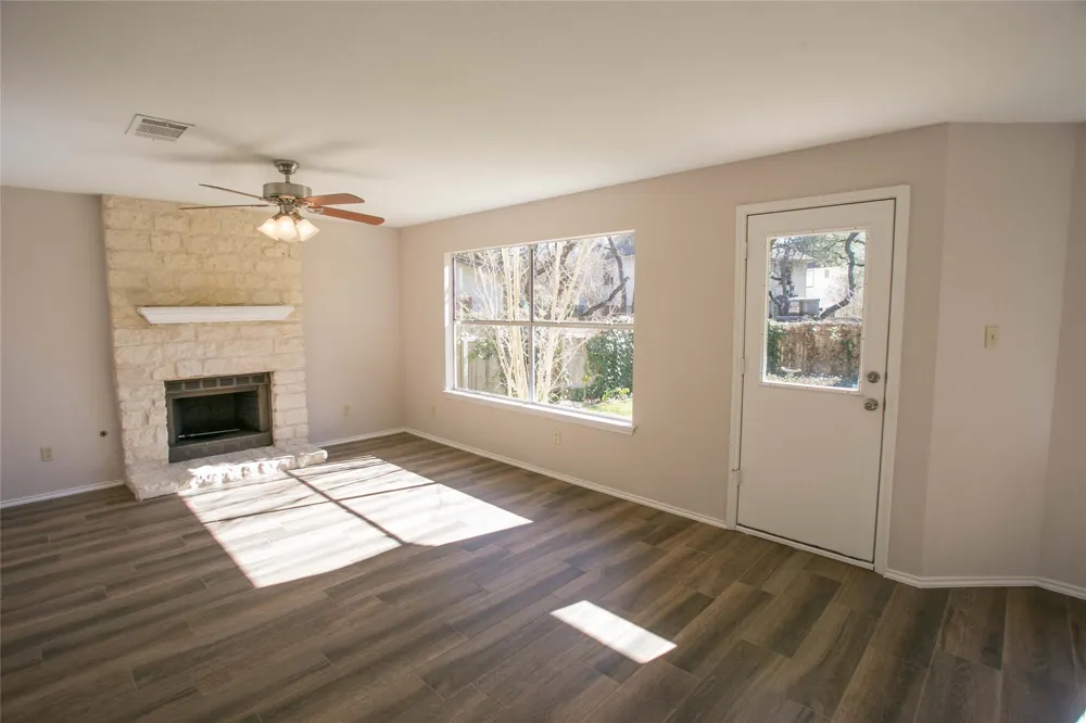 7901 Taranto Drive Austin, TX 78729