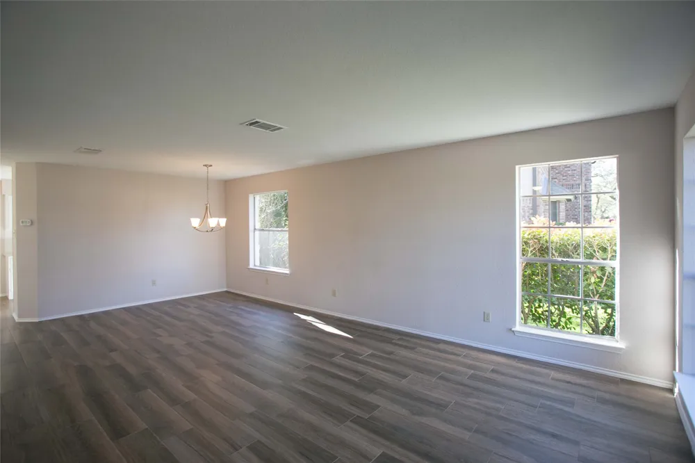 7901 Taranto Drive Austin, TX 78729