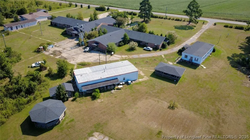 20513 W 301 Highway W St Pauls, NC 28384