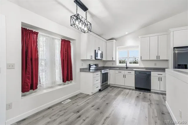 18171 E Crestridge Drive Centennial, CO 80015