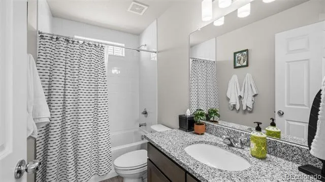 5872 Thurless Lane Colorado Springs, CO 80927