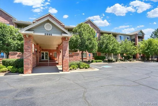 2895 W Riverwalk Circle #215 Littleton, CO 80123