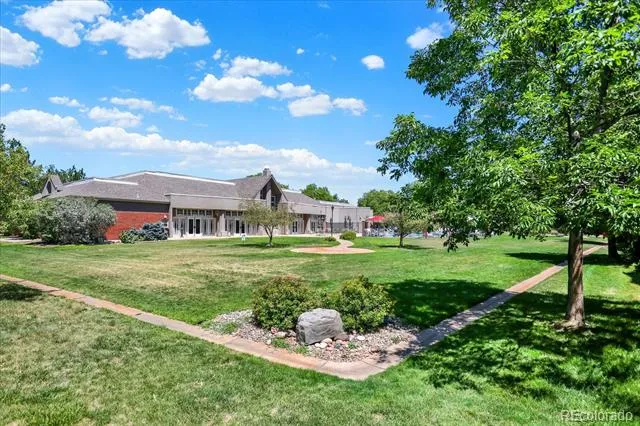 2895 W Riverwalk Circle #215 Littleton, CO 80123
