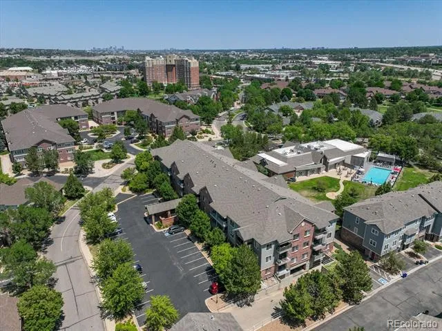 2895 W Riverwalk Circle #215 Littleton, CO 80123
