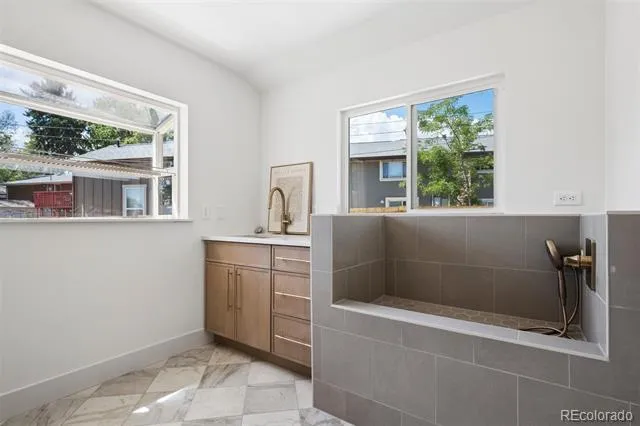 6577 Everett Street Arvada, CO 80004