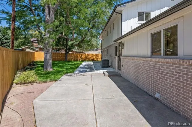 6577 Everett Street Arvada, CO 80004