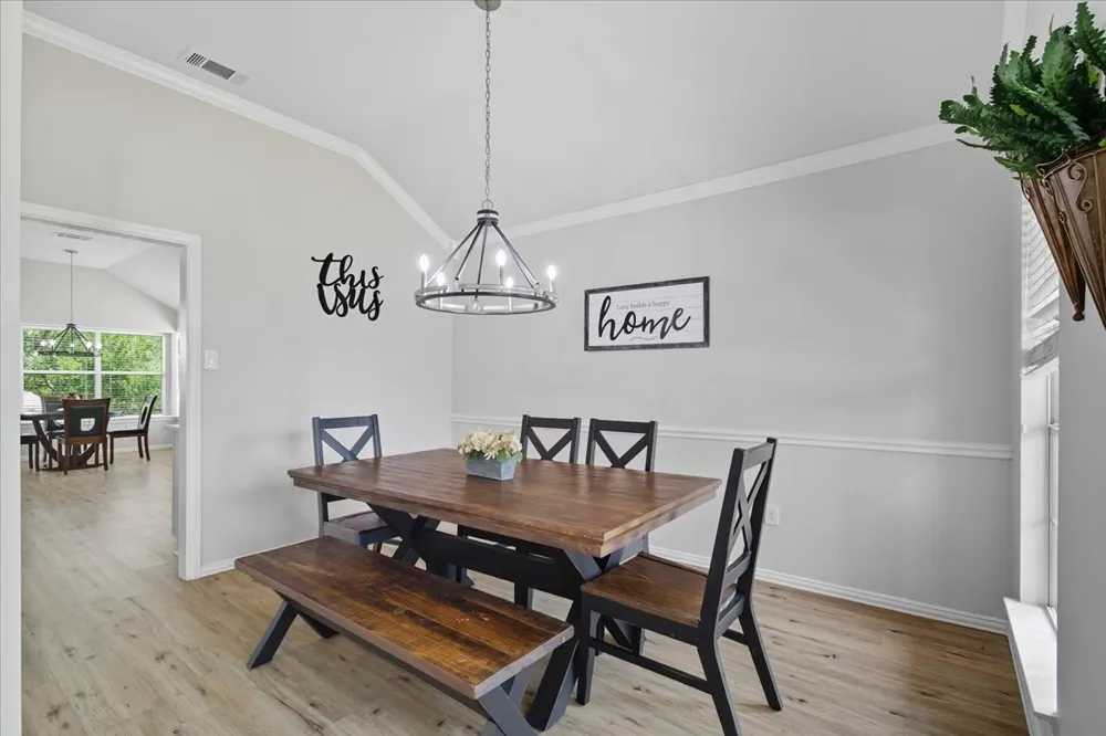 409 Springtree Road Lake Dallas, TX 75065