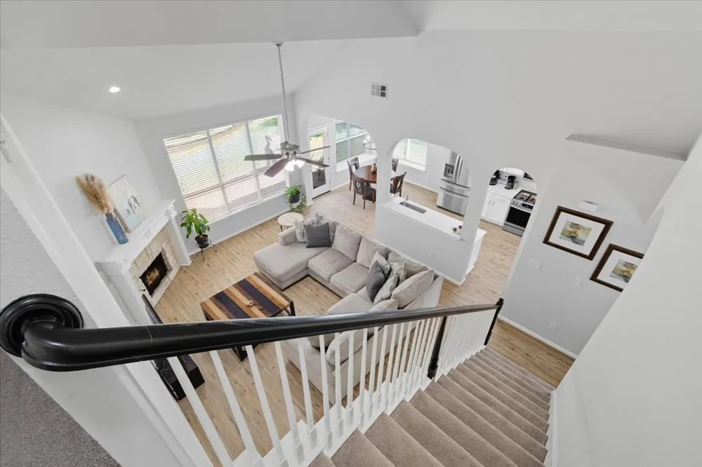 409 Springtree Road Lake Dallas, TX 75065