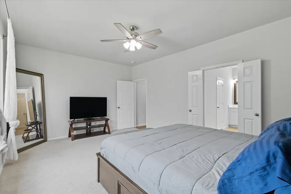 409 Springtree Road Lake Dallas, TX 75065