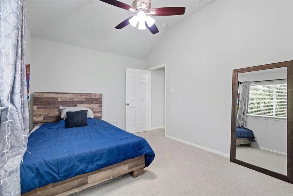 409 Springtree Road Lake Dallas, TX 75065