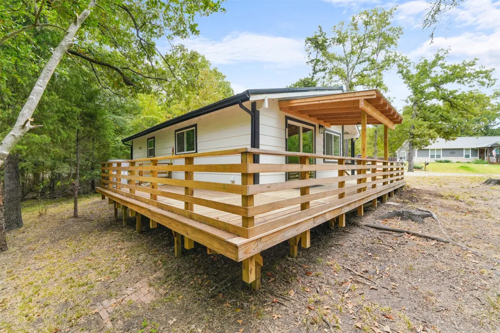 110 Fawn Mabank, TX 75156