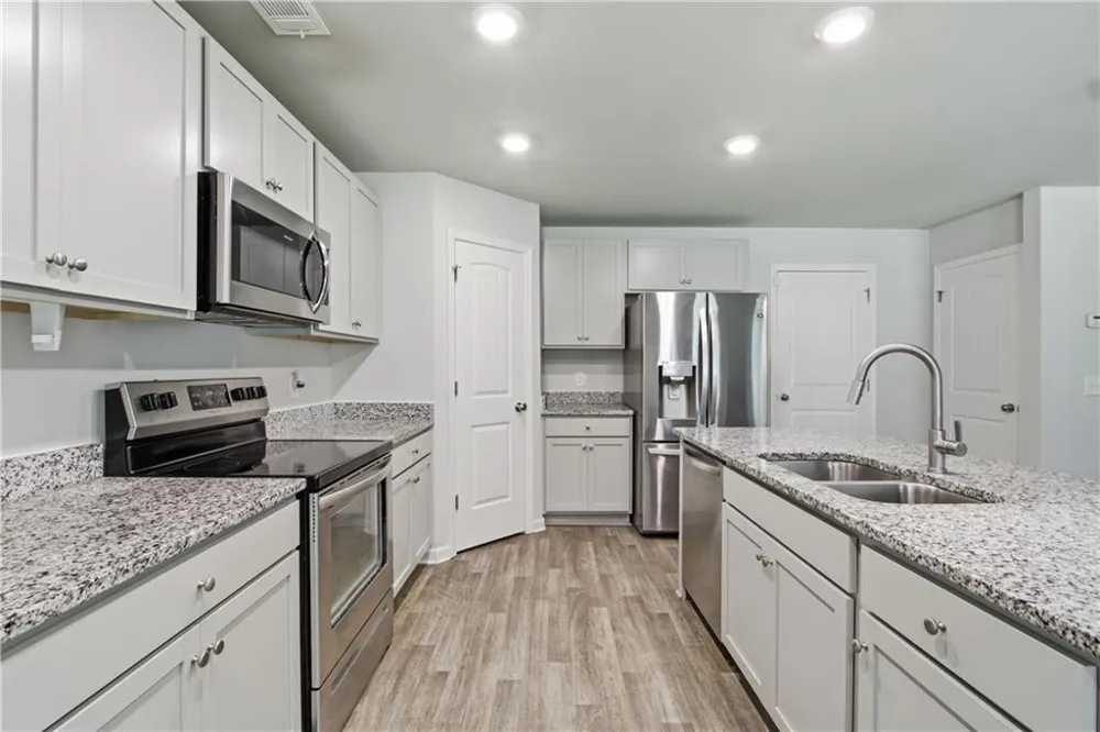 522 Mountain Creek Drive Maysville, GA 30558