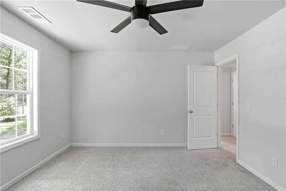 522 Mountain Creek Drive Maysville, GA 30558