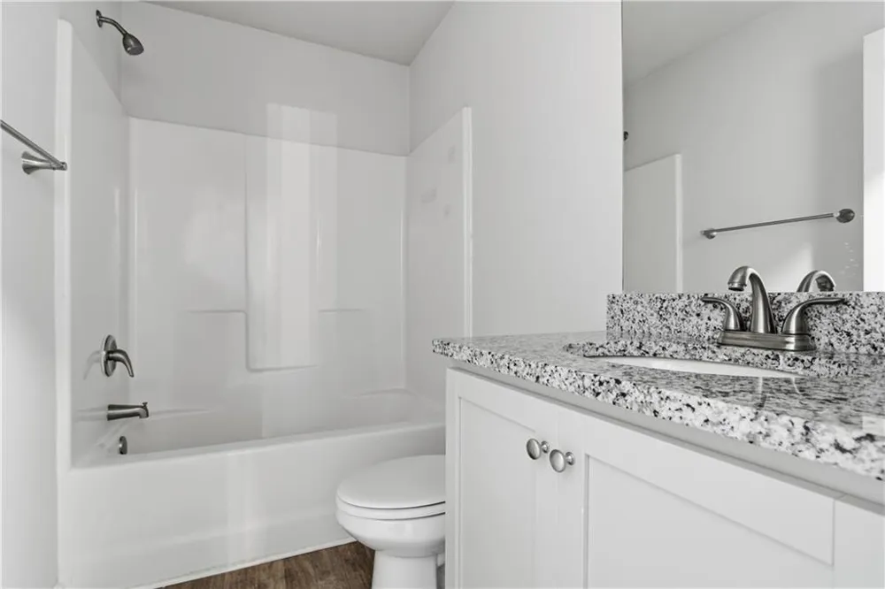 522 Mountain Creek Drive Maysville, GA 30558