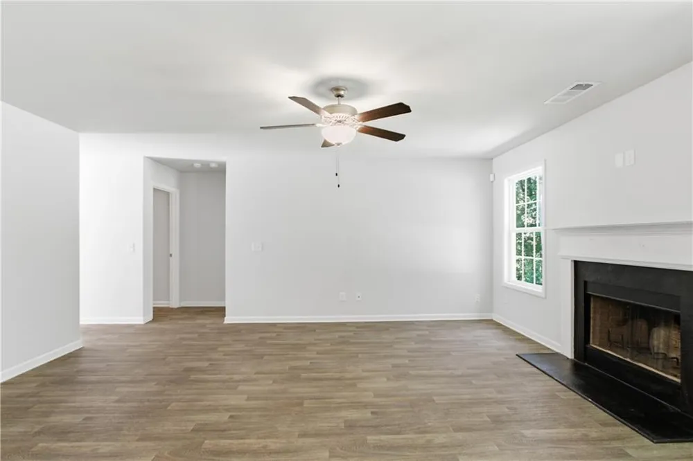 522 Mountain Creek Drive Maysville, GA 30558