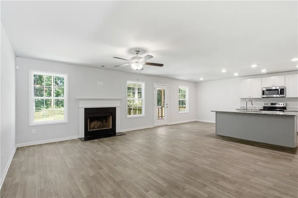 522 Mountain Creek Drive Maysville, GA 30558