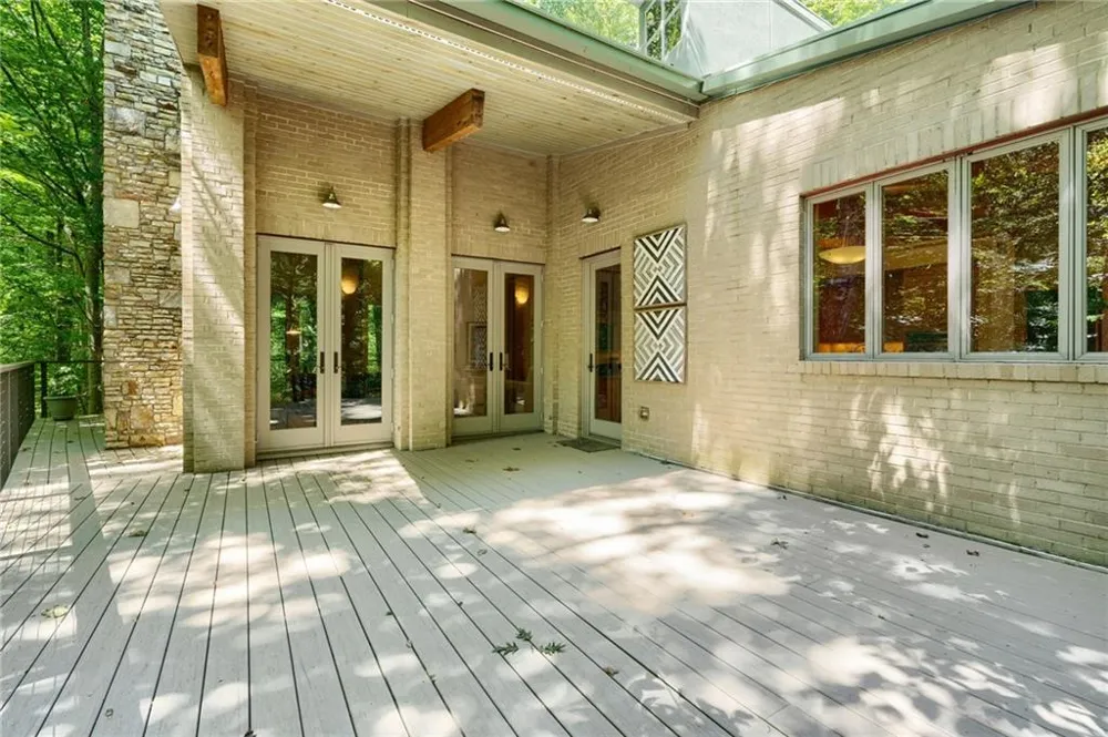 126 Nickajack Road SE Mableton, GA 30126