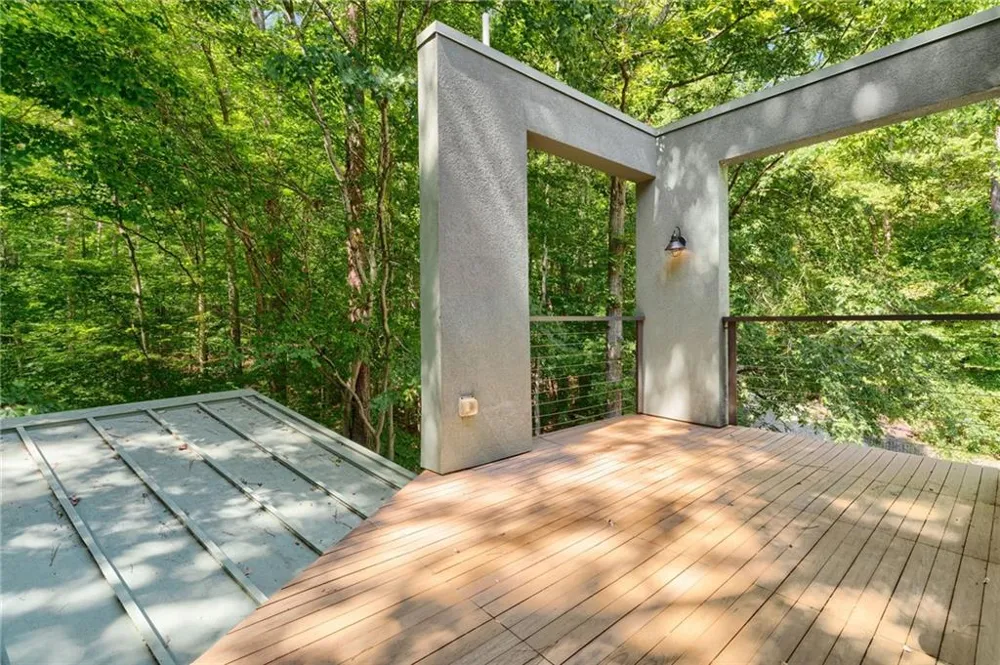126 Nickajack Road SE Mableton, GA 30126