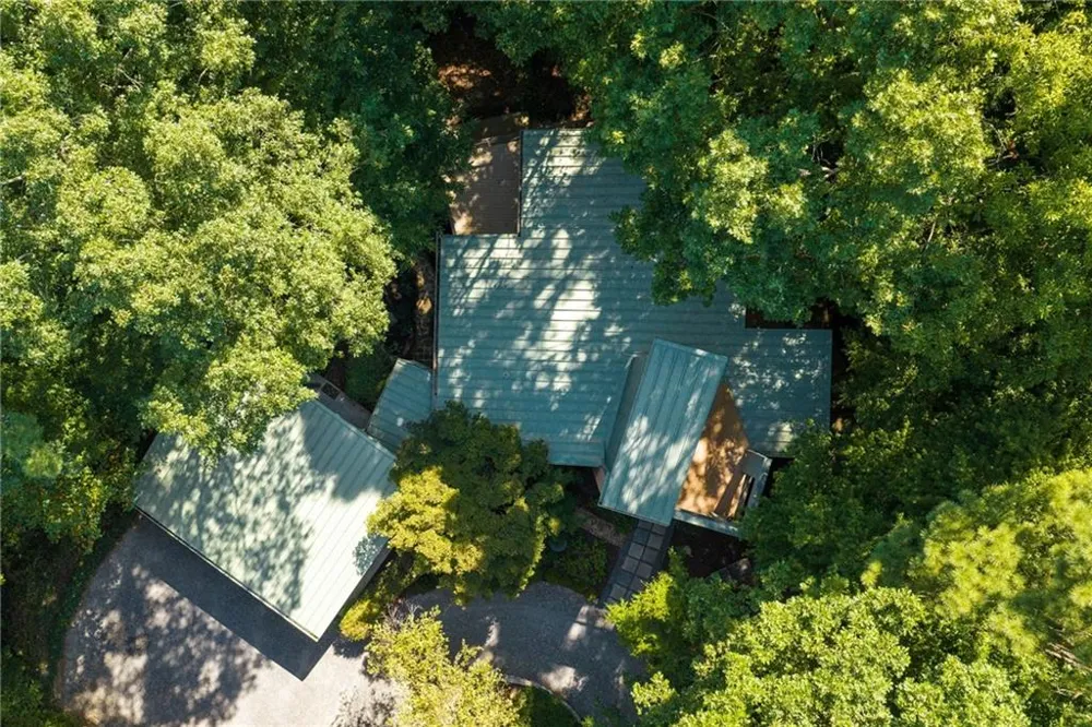 126 Nickajack Road SE Mableton, GA 30126