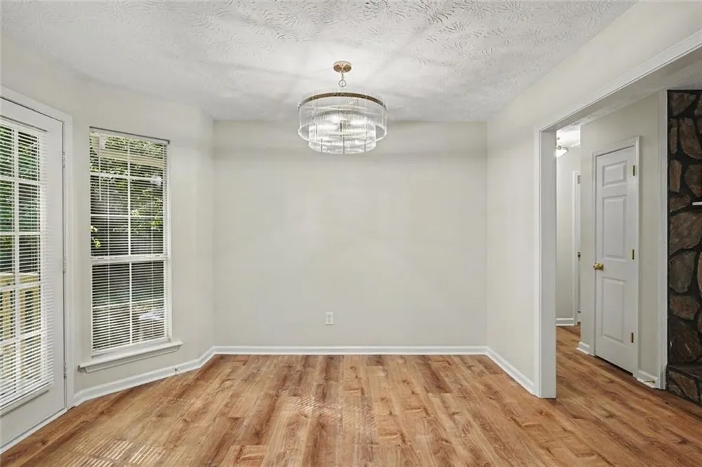 115 Lakeview Drive Stockbridge, GA 30281